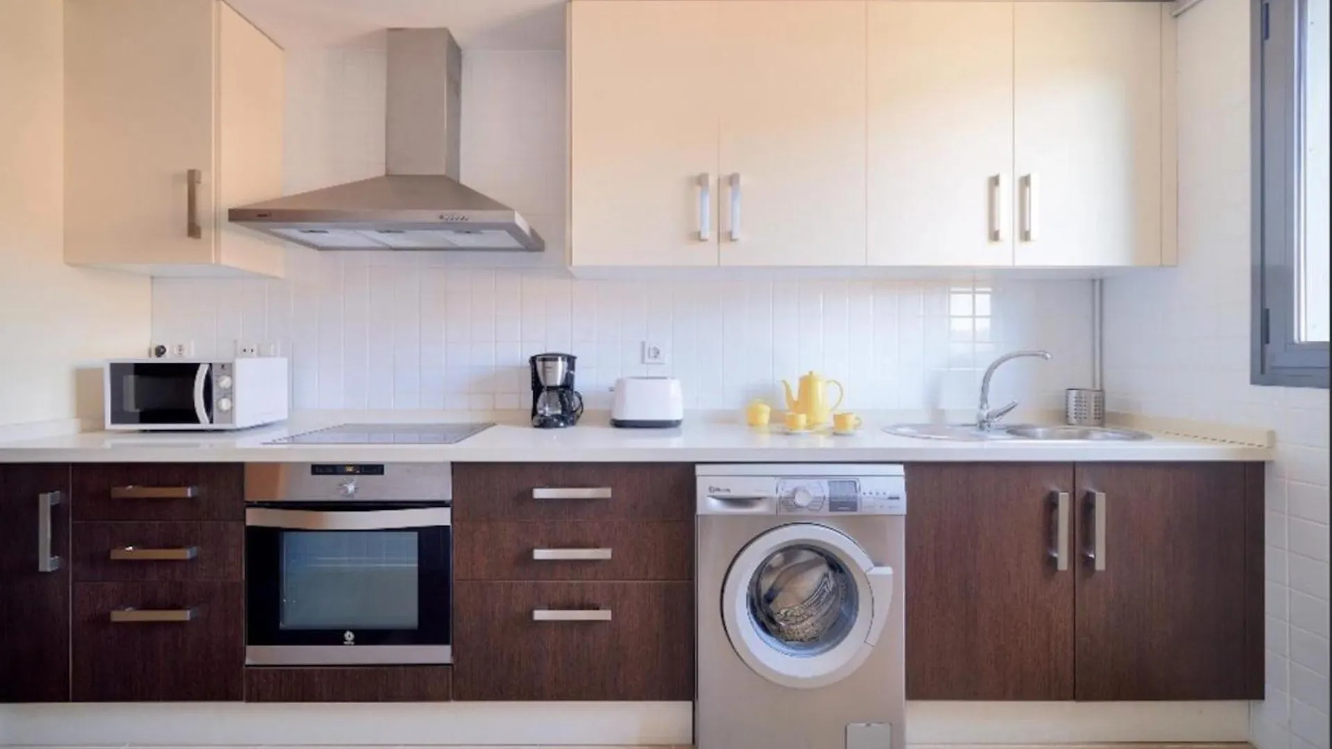 Apartment Holidays2Malaga Heroe De Sostoa Con Piscina Junto Estacion Ave Y Playa