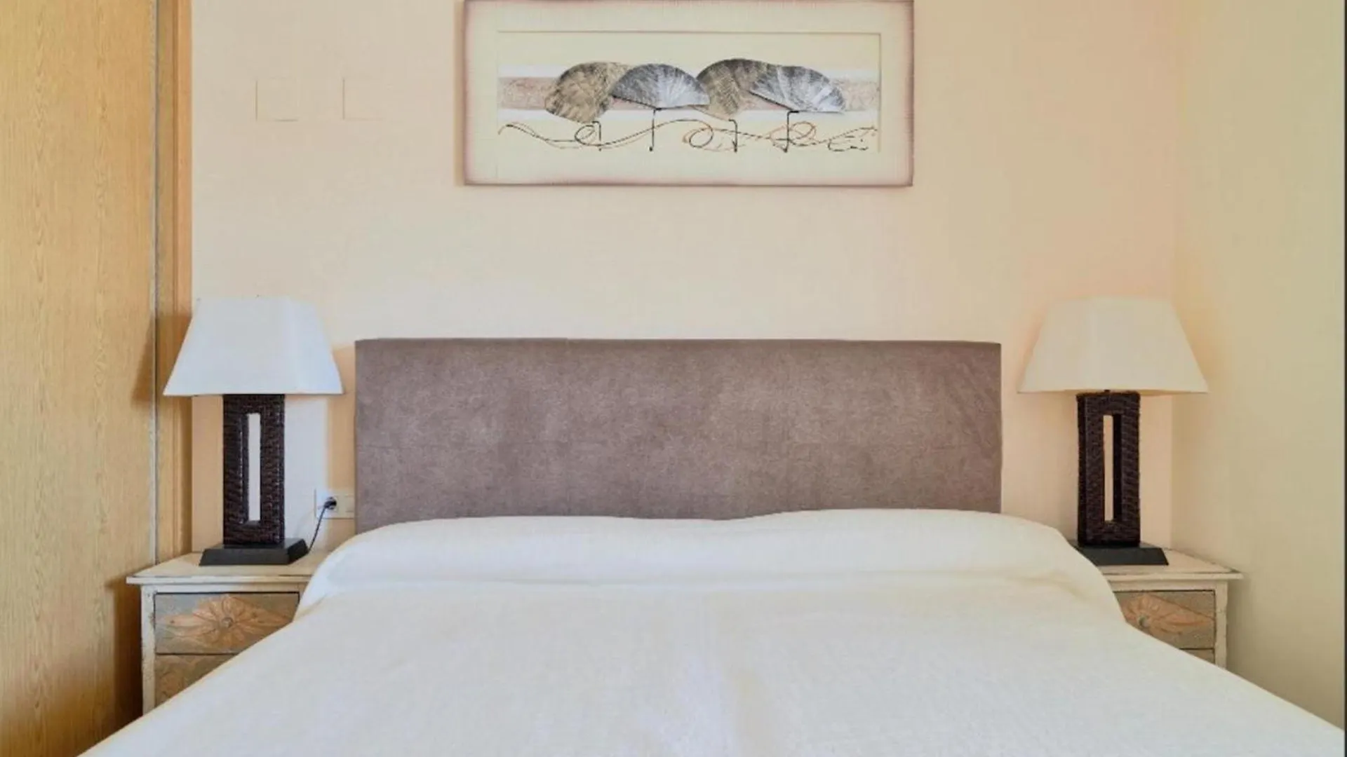 Apartment Holidays2Malaga Heroe De Sostoa Con Piscina Junto Estacion Ave Y Playa Spain
